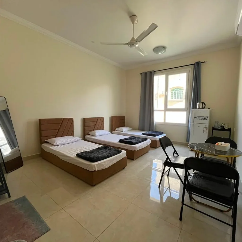 mona-hostel-room